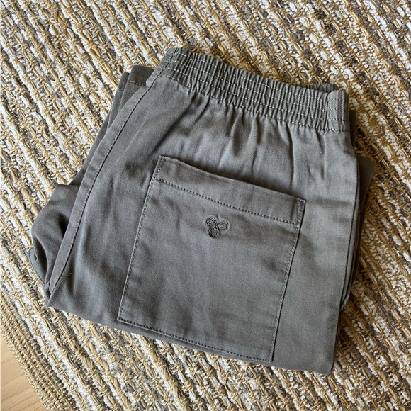 Aritzia Christie Pants - Picture 2 of 3